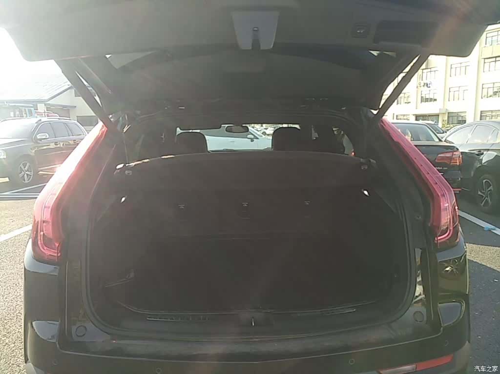Cadillac XT4, 2020 19