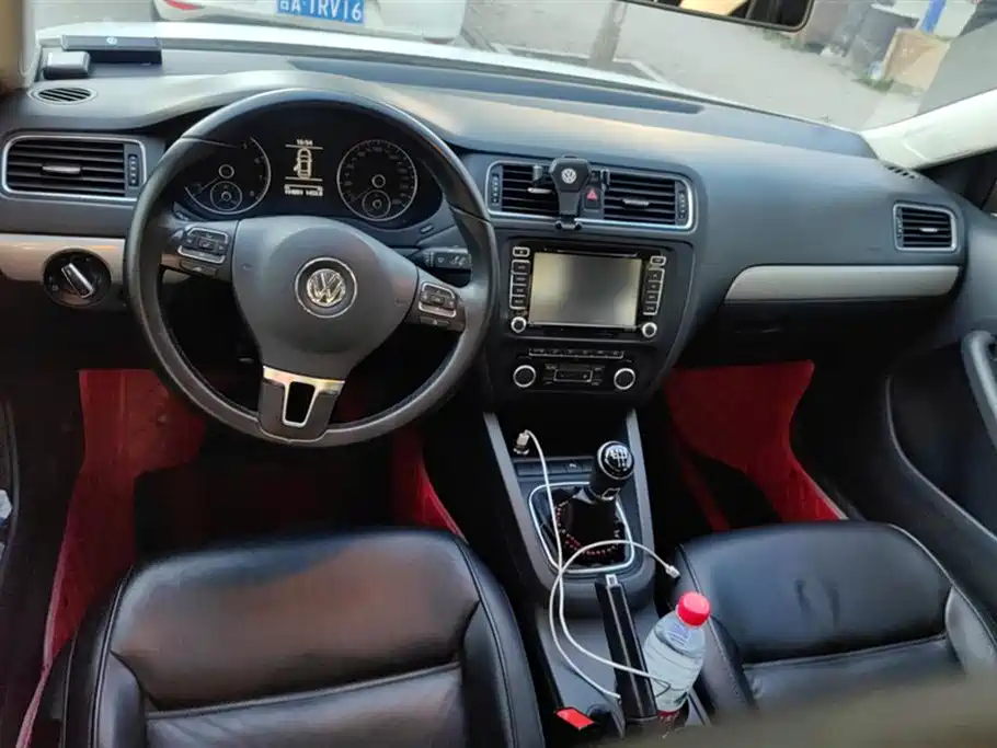 Volkswagen Sagitar