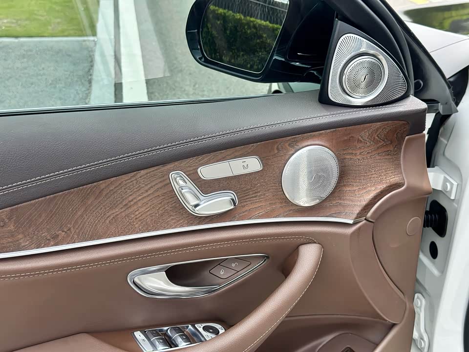Mercedes-Benz E-class Mercedes-Benz E-class