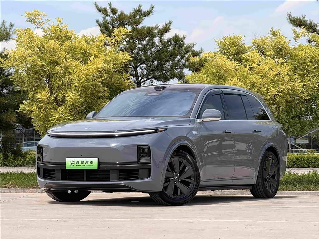 Li Auto L8