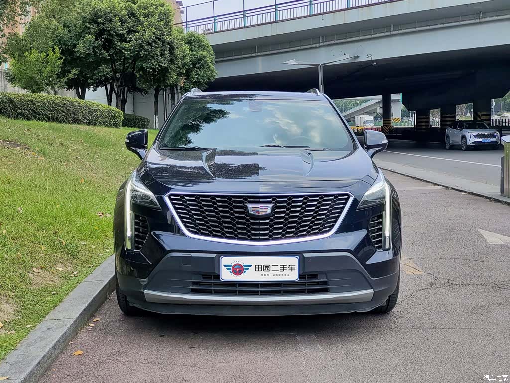 Cadillac XT4, 2021 2