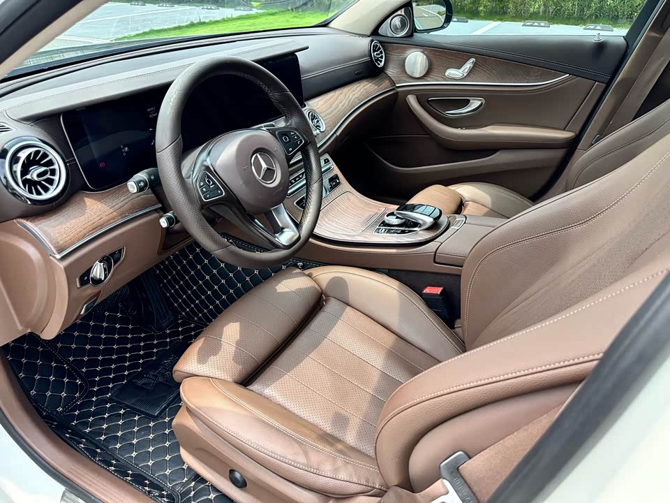 Mercedes-Benz E-class Mercedes-Benz E-class