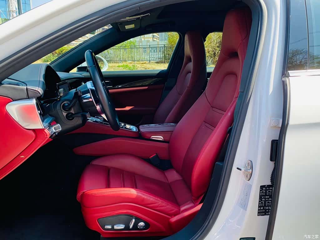 Porsche Panamera, 2019 13