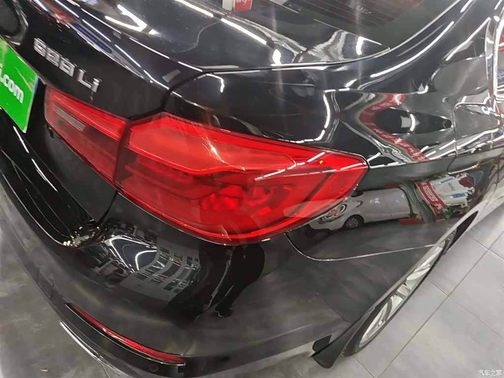 BMW 5 Series, 2018 8