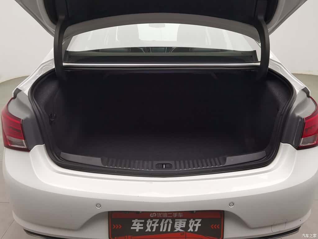 Buick Verano, 2019 16
