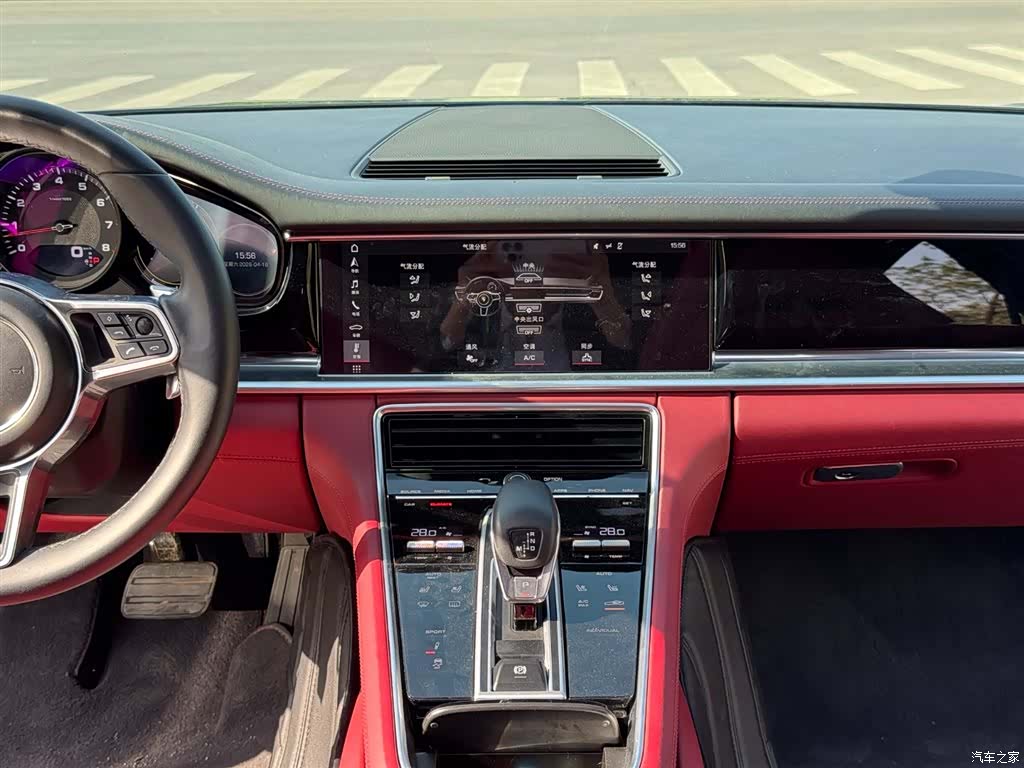 Porsche Panamera, 2018 11