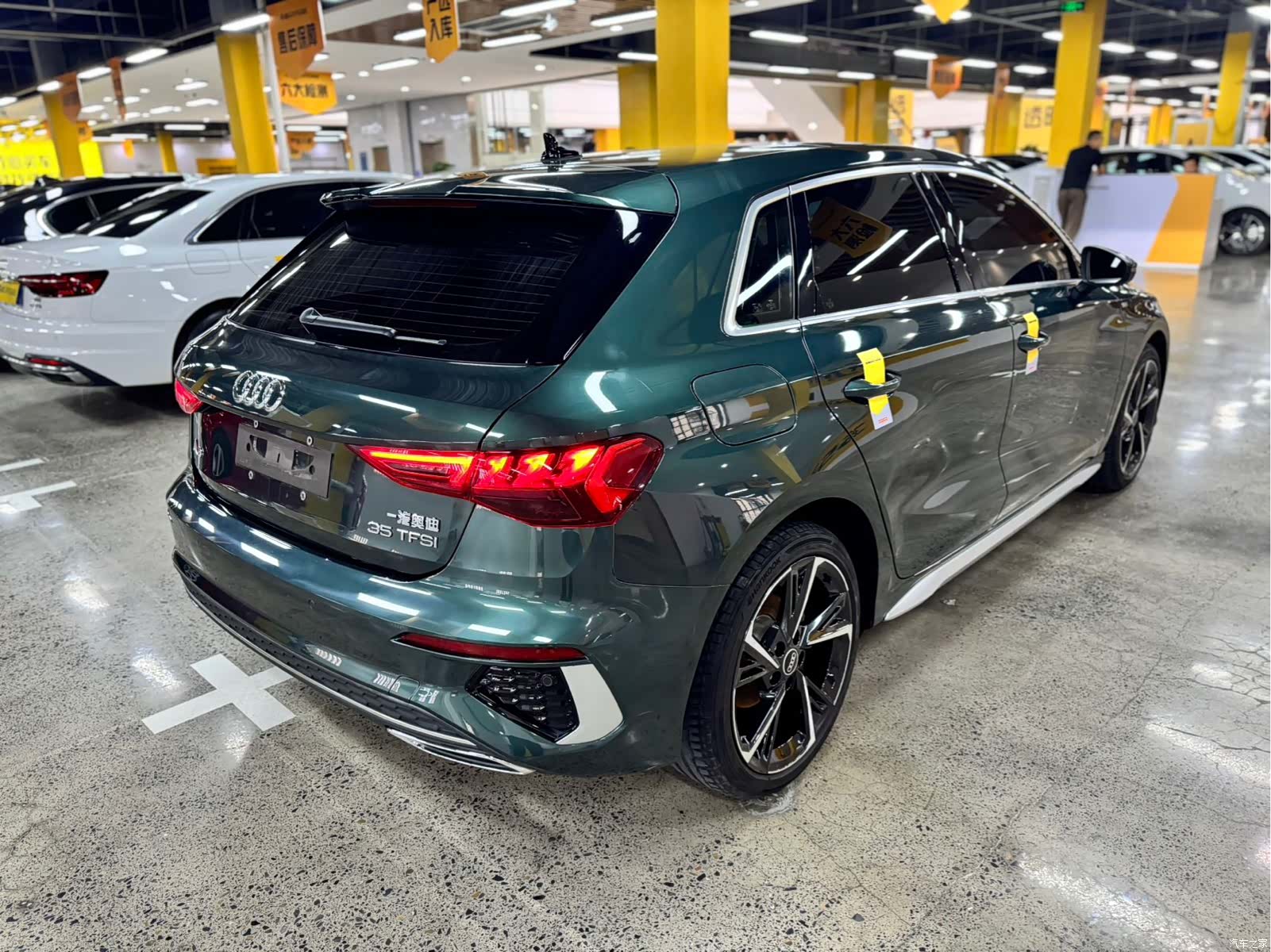 Audi A3, 2022 все фото