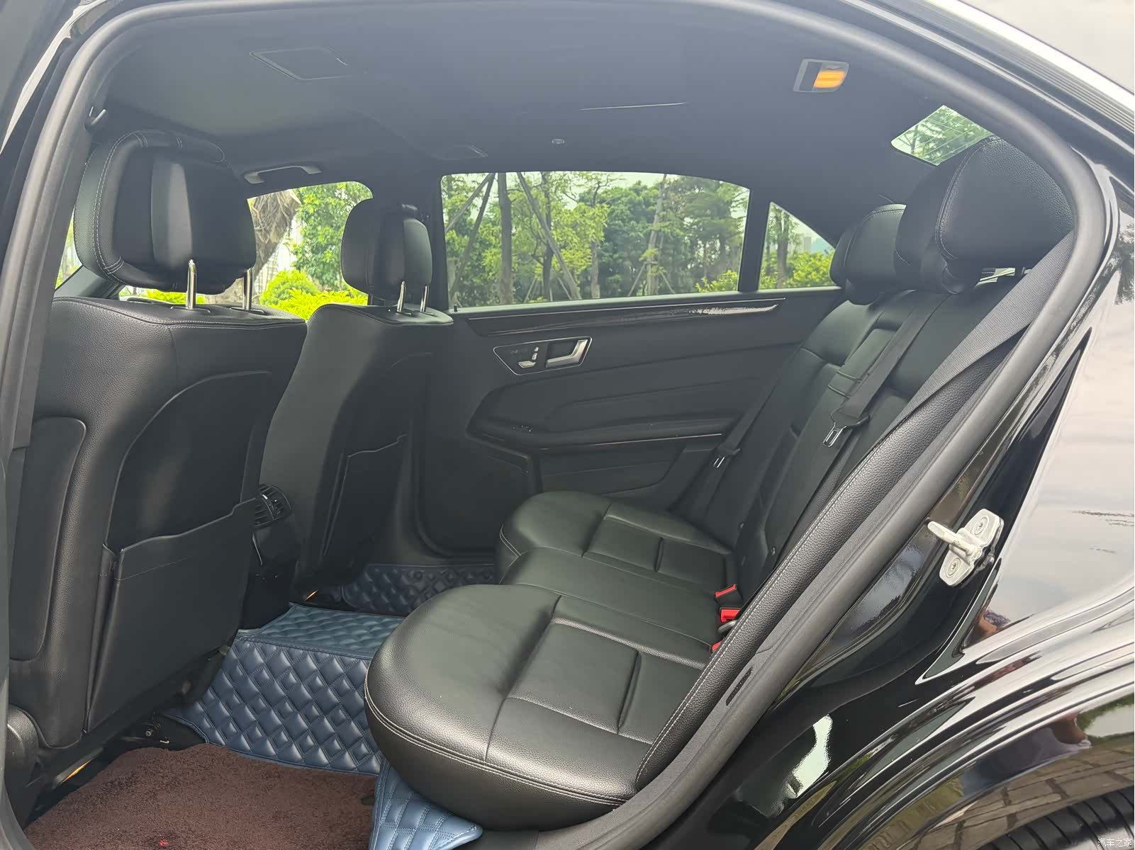 Mercedes-Benz E-Class, 2014 11