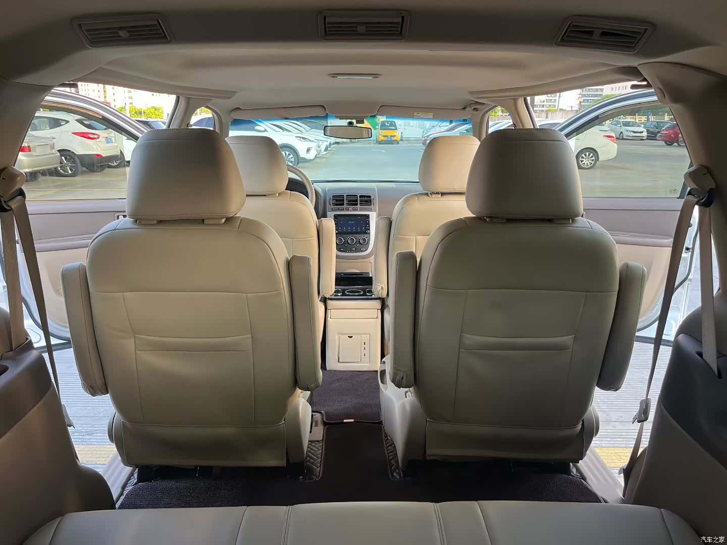 Buick GL8, 2015 6