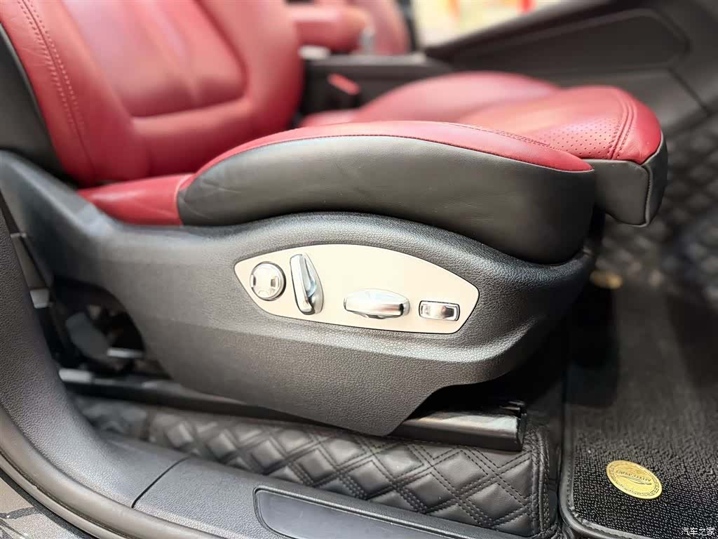 Porsche Macan, 2023 12
