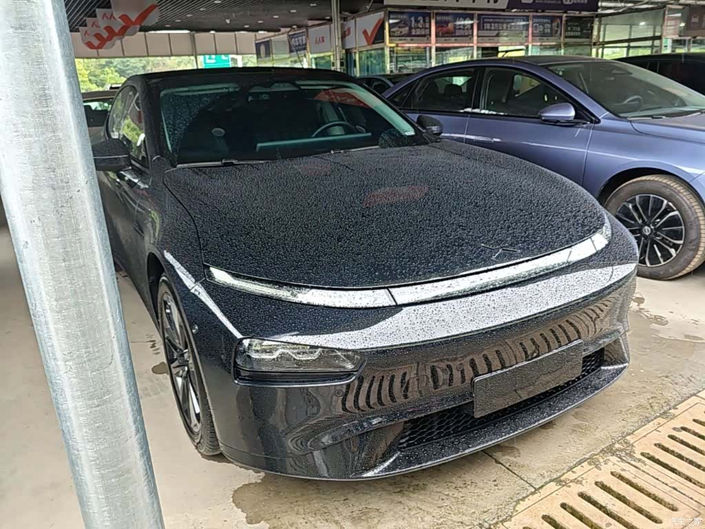 Xpeng P7, 2022 4