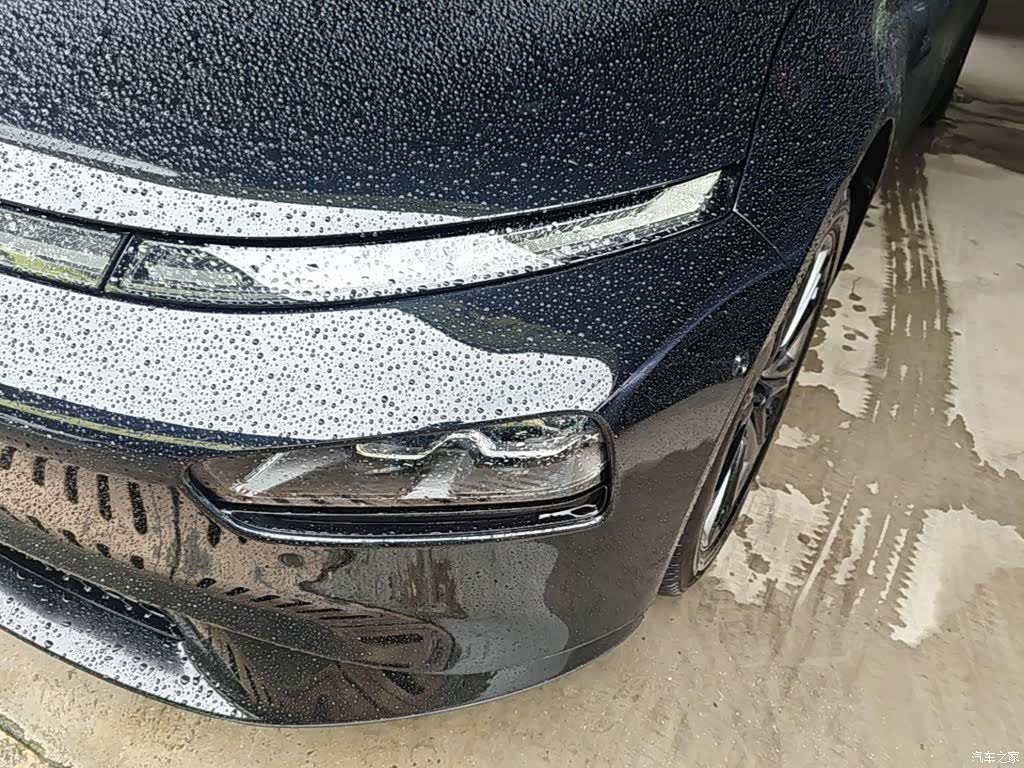 Xpeng P7, 2022 24