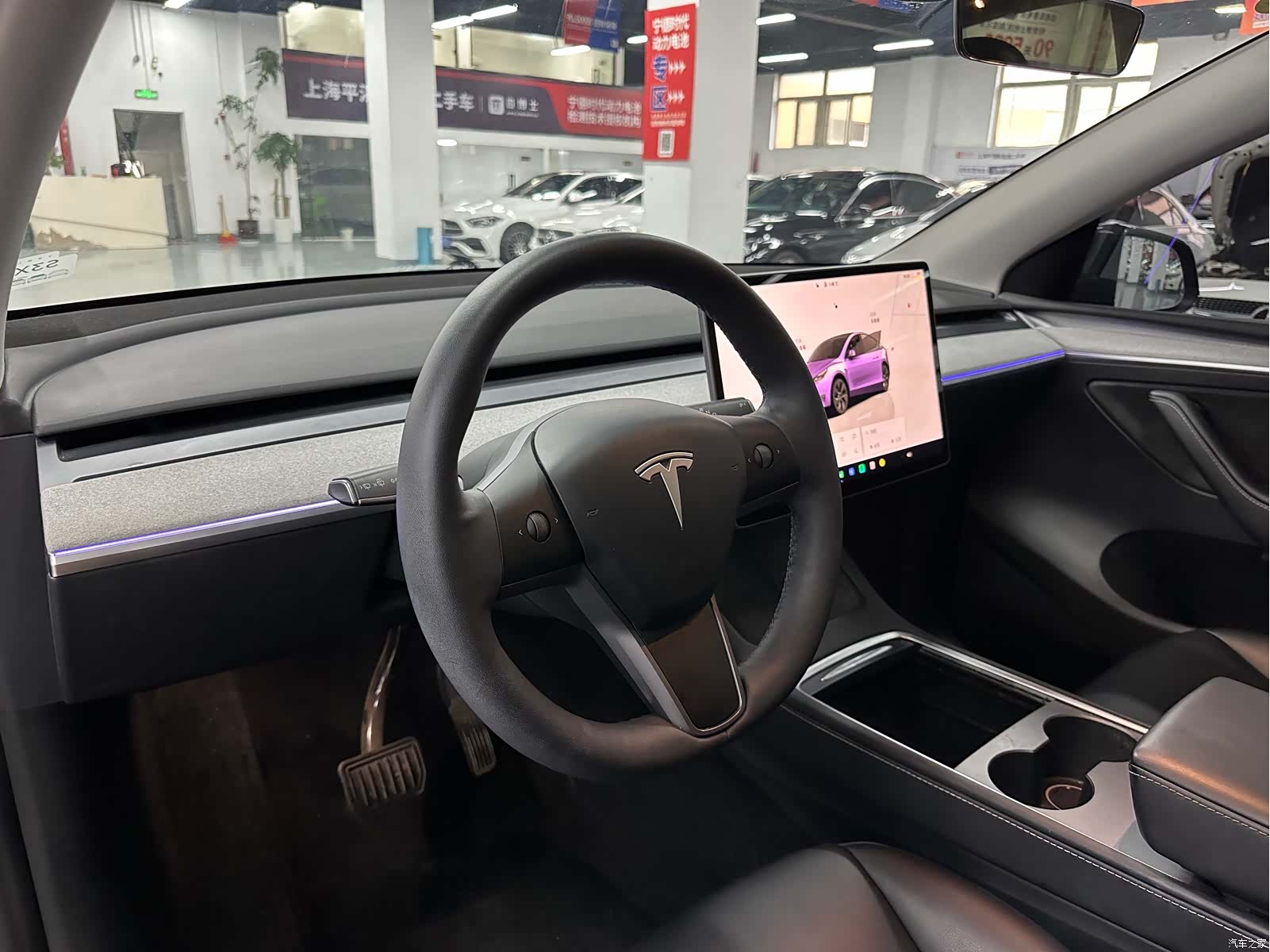 Tesla Model Y, 2024 4