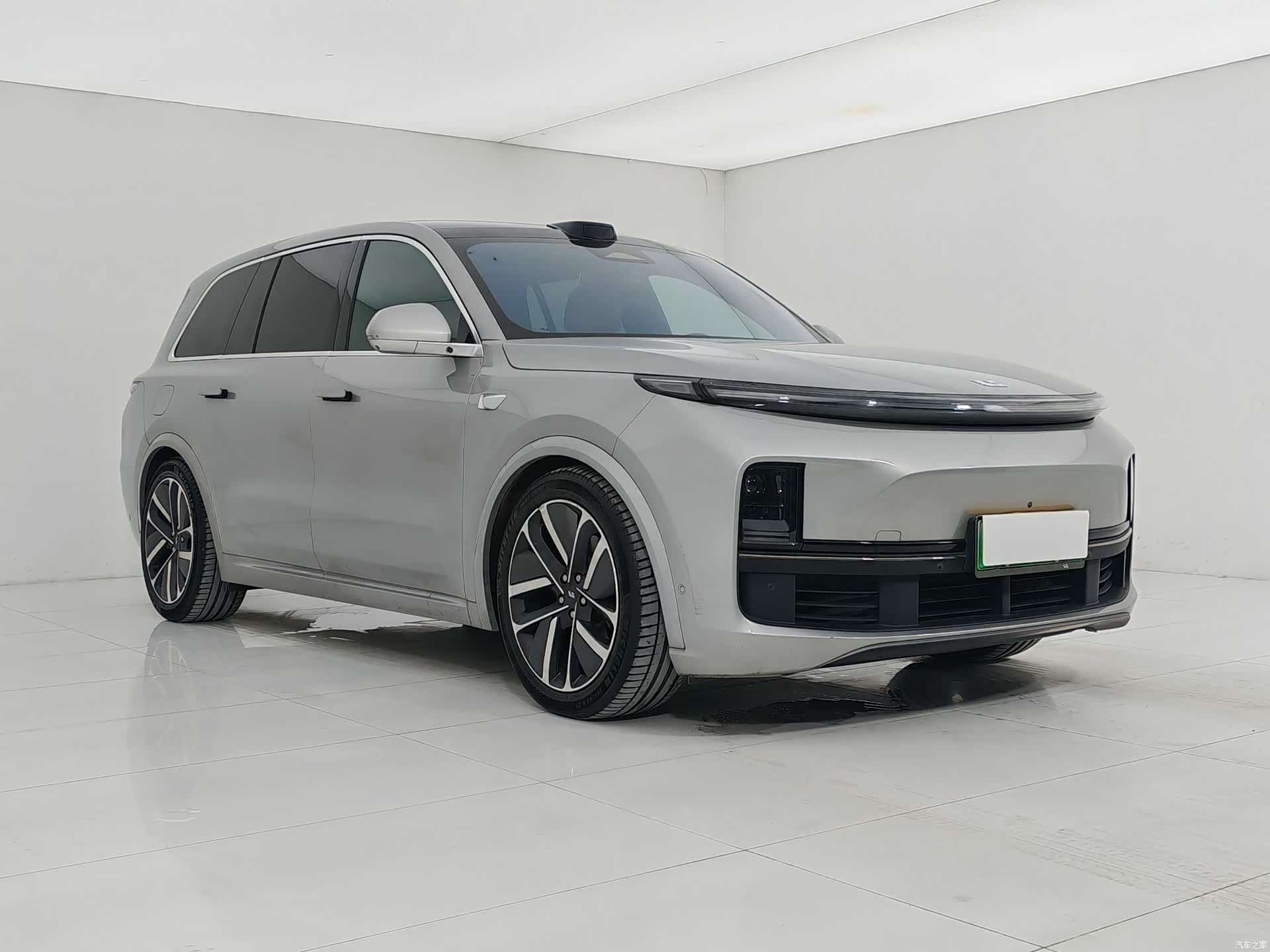 Li Auto L9, 2024 3