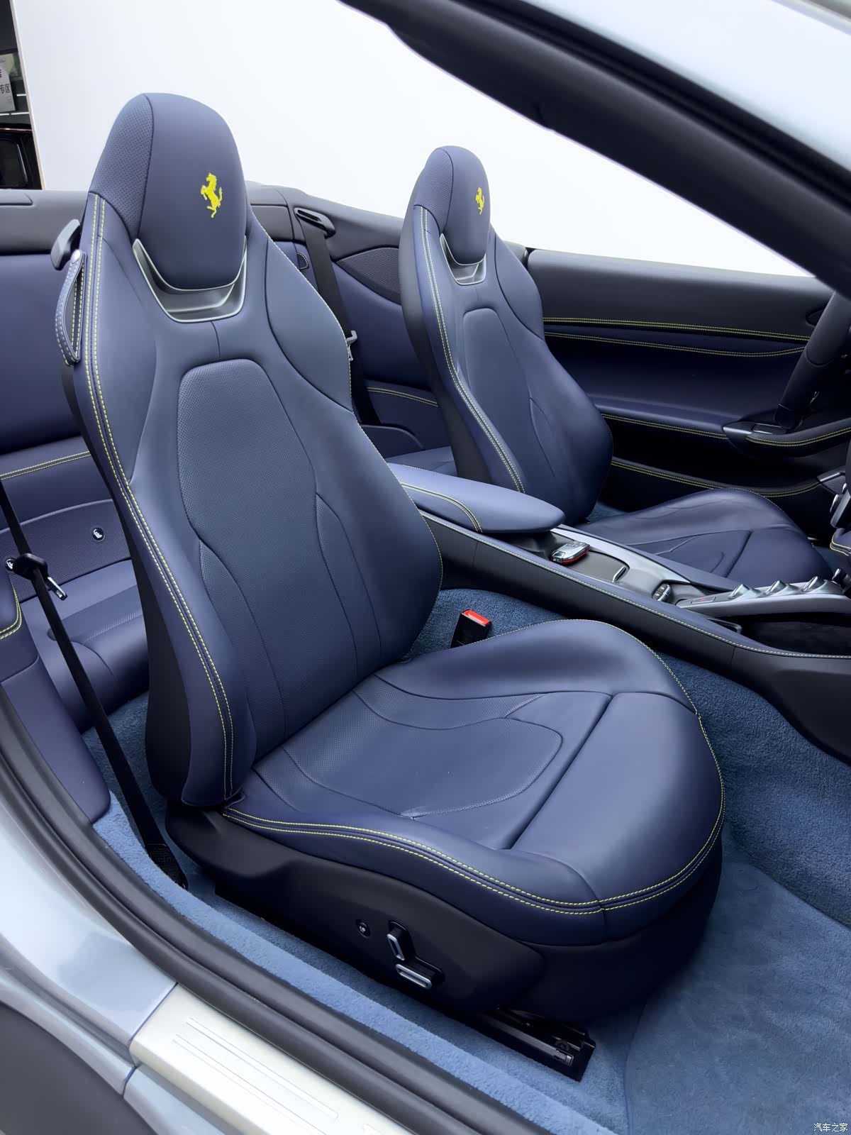 Ferrari Portofino, 2023 14