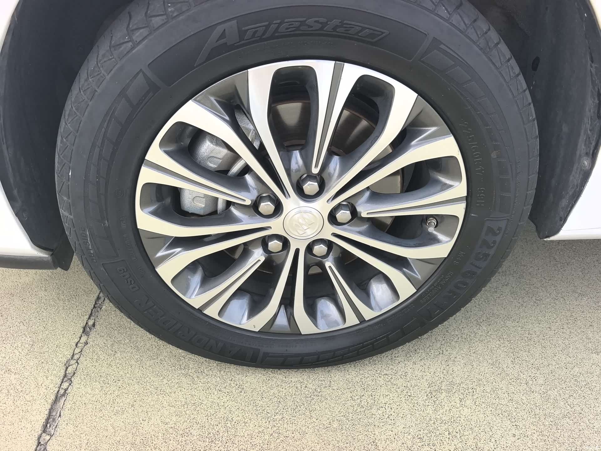 Buick GL8, 2022 8