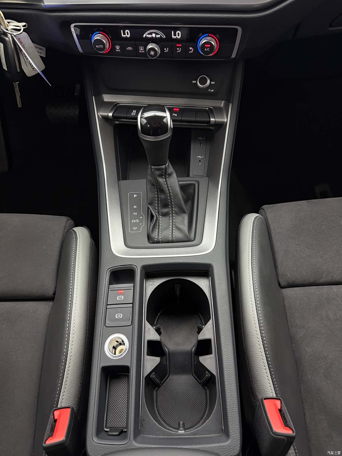 Audi Q3, 2023 12