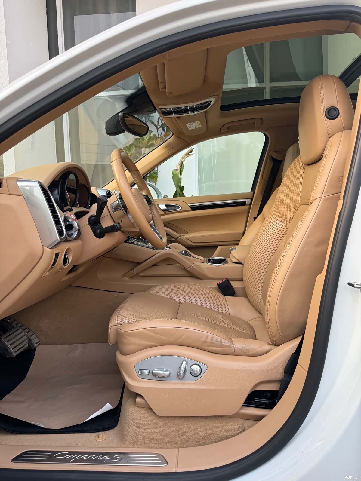 Porsche Cayenne, 2017 все фото