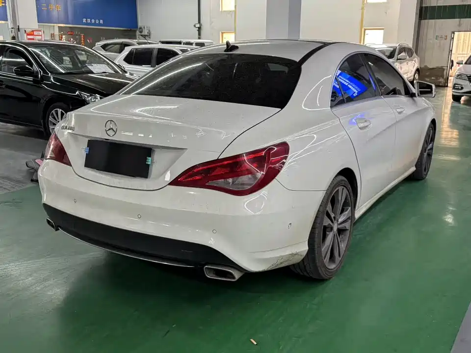 Mercedes-Benz CLA