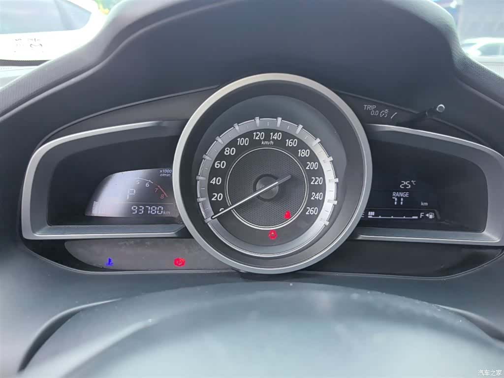 Mazda CX-4, 2017 12