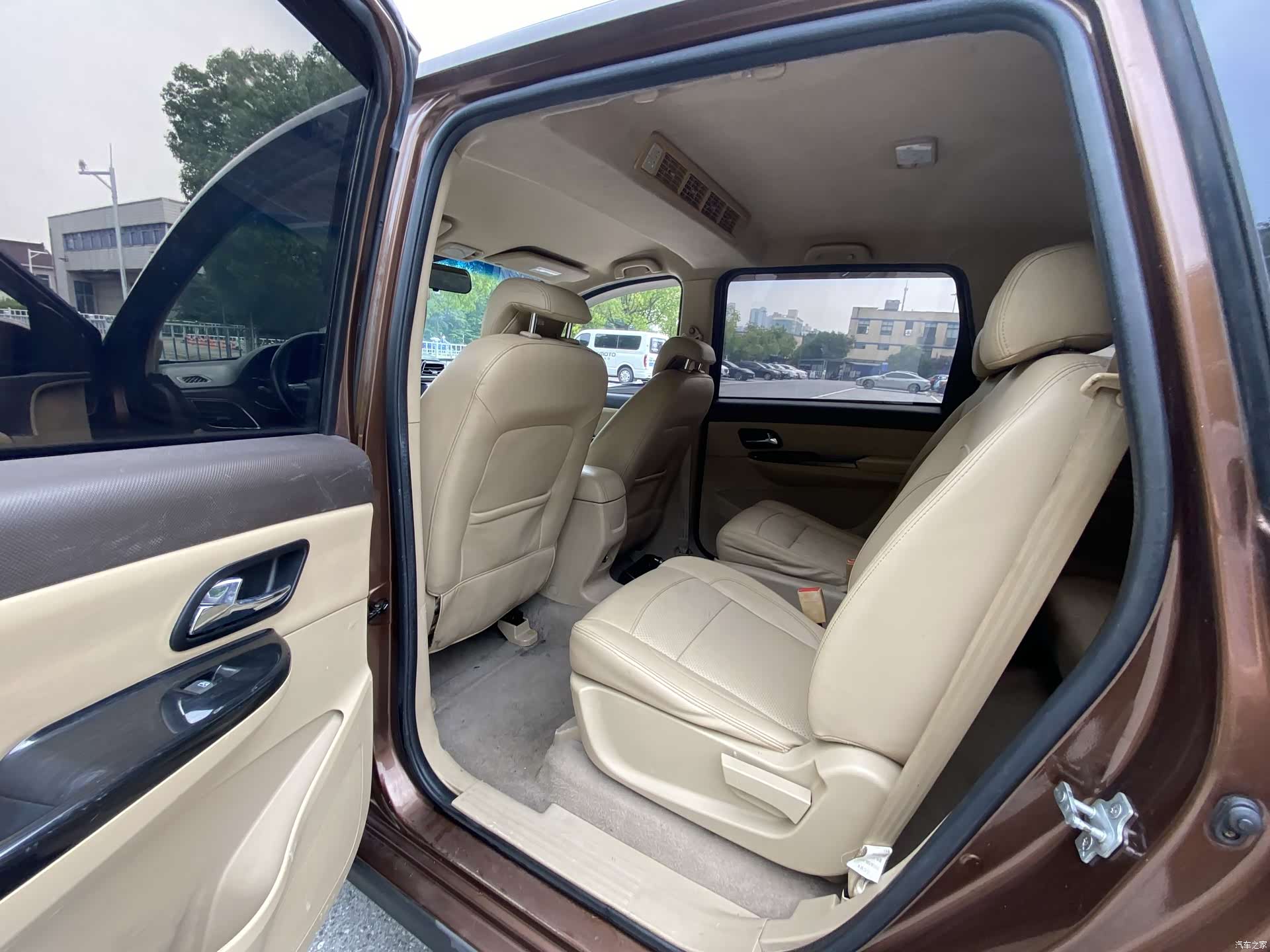 Wuling Hongguang, 2016 6