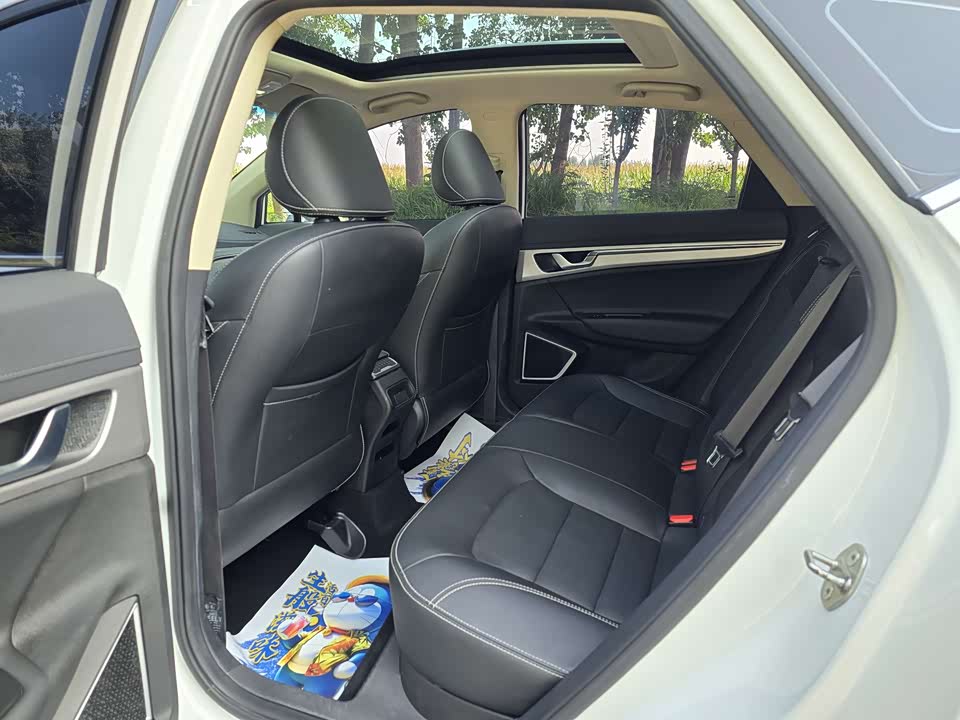 Geely Emgrand GS