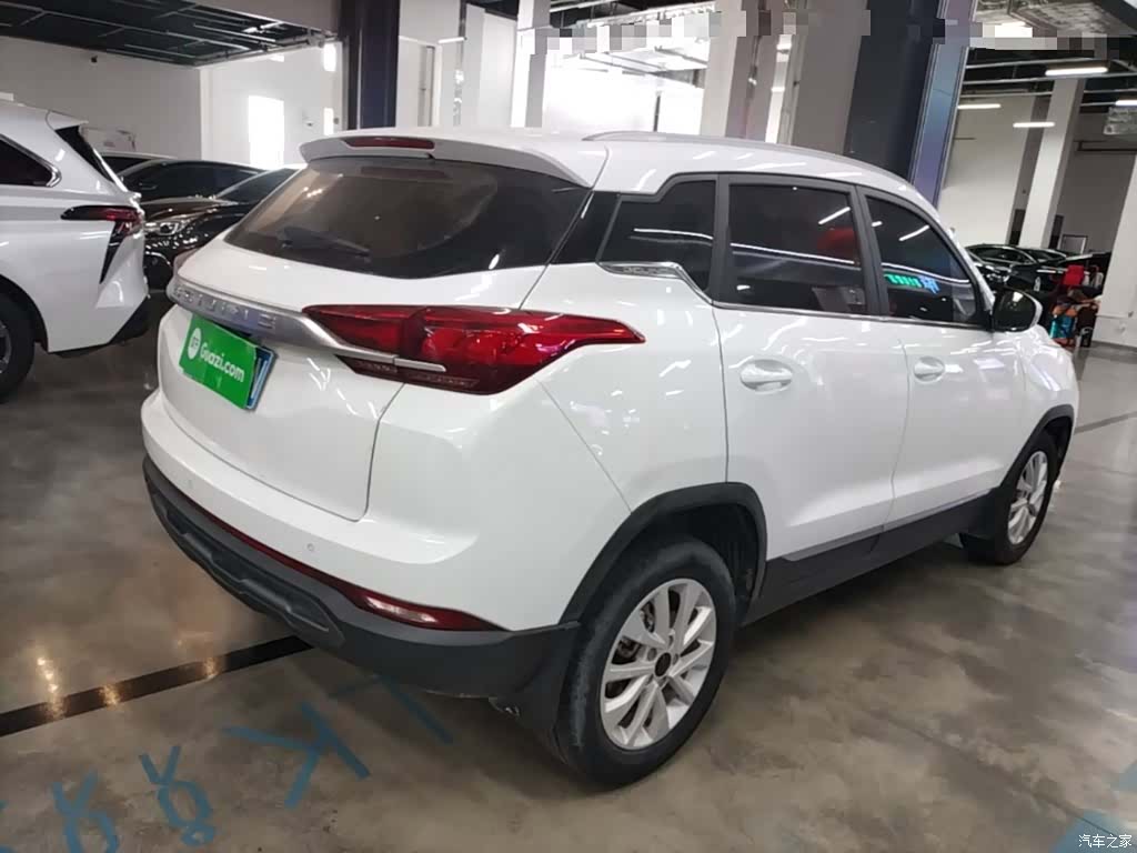 BAIC X3, 2020 7