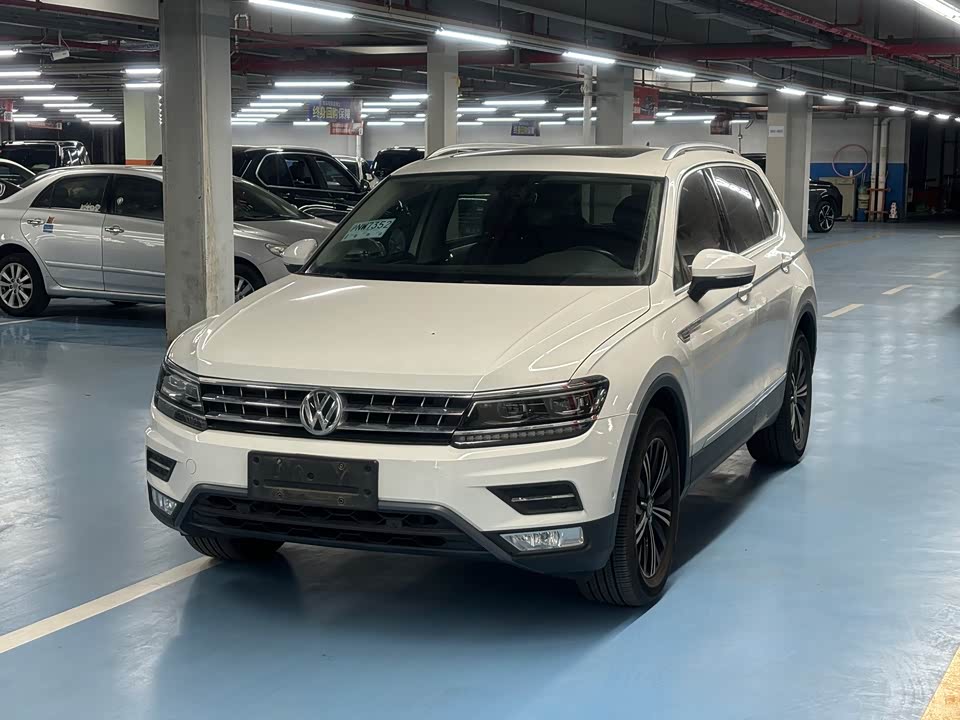 Volkswagen Tiguan L