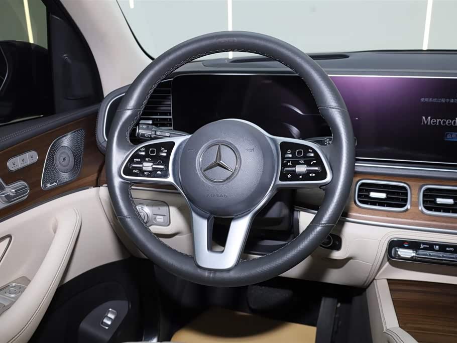 Mercedes-Benz GLE Mercedes-Benz GLE