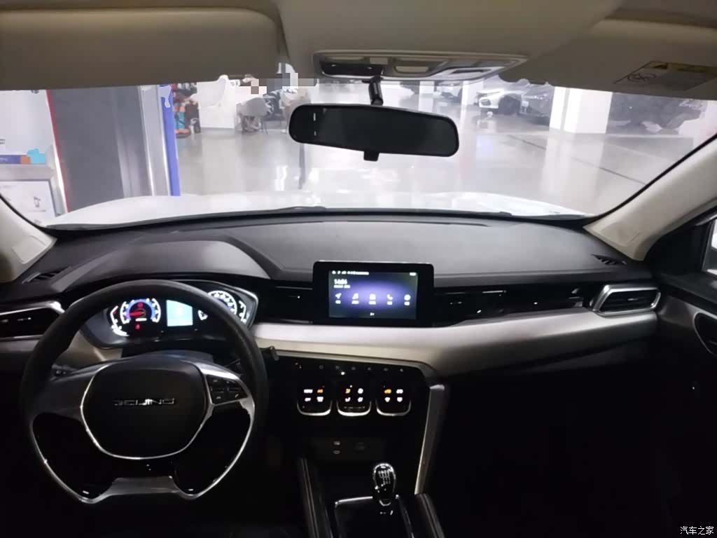 BAIC X3, 2020 10