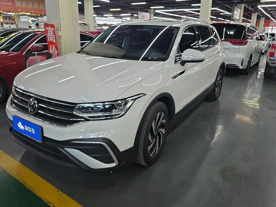 Volkswagen Tiguan L
