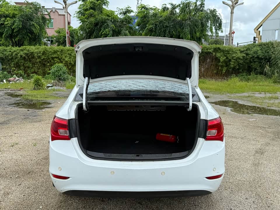 Buick Yinglang
