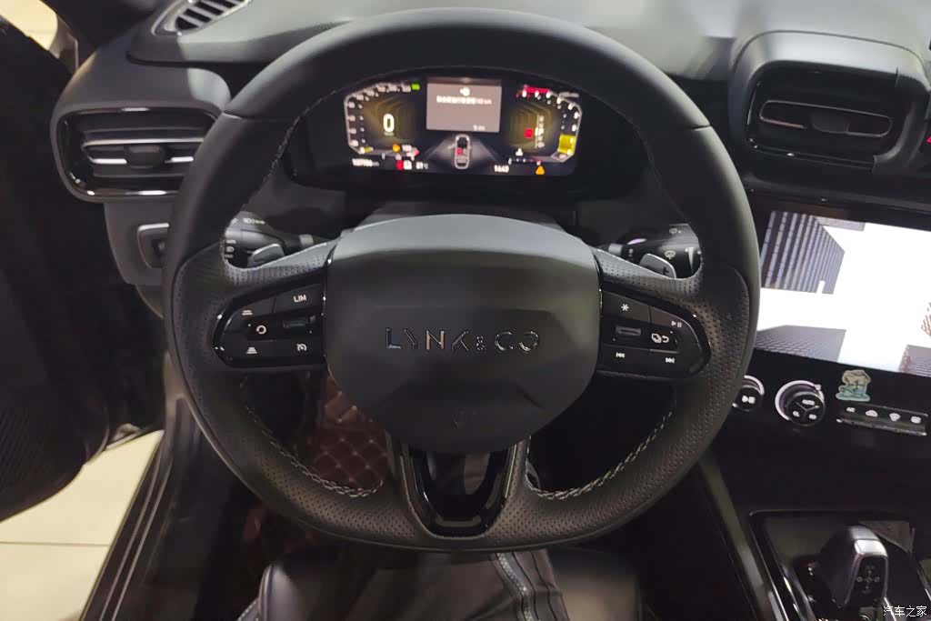 Lynk & Co 02, 2022 15