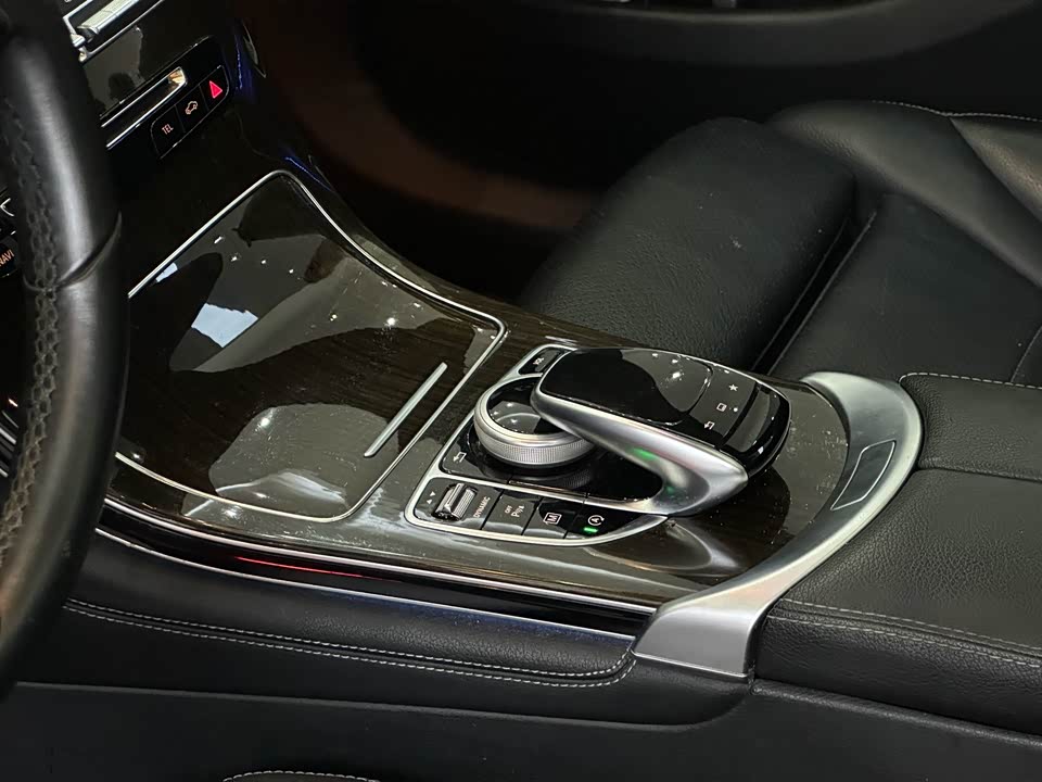 Mercedes-Benz GLC Mercedes-Benz GLC