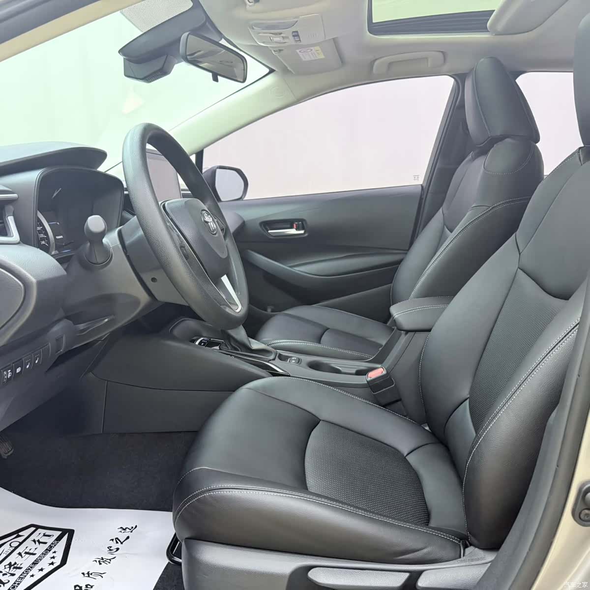 Toyota Corolla, 2023 12
