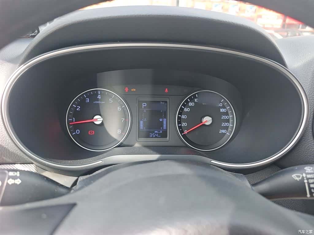 Kia KX3, 2016 4