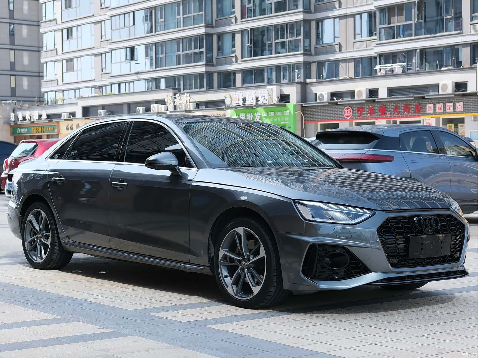 Audi A4L, 2021 3