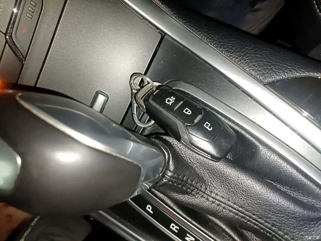 Ford Edge, 2017 9