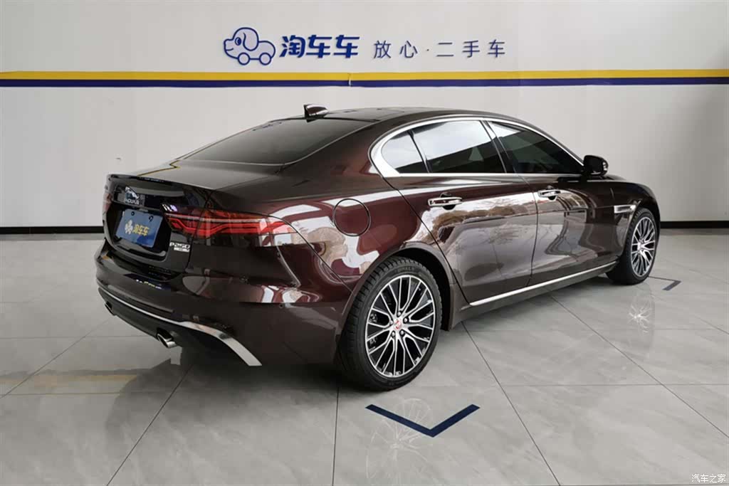 Land Rover XEL, 2021 3