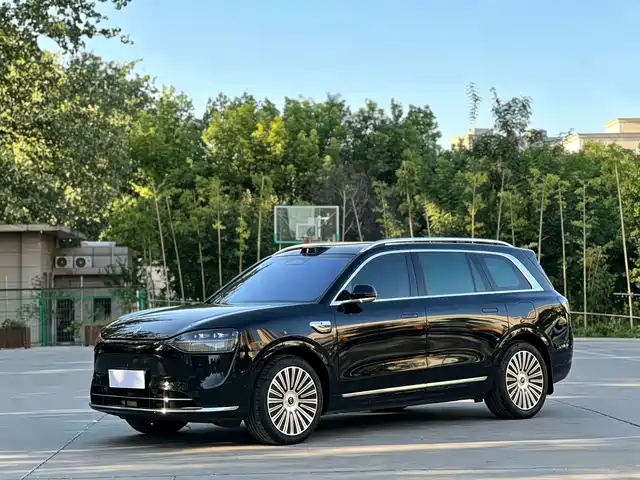 AITO M9 2025 — купить из Китая под заказ