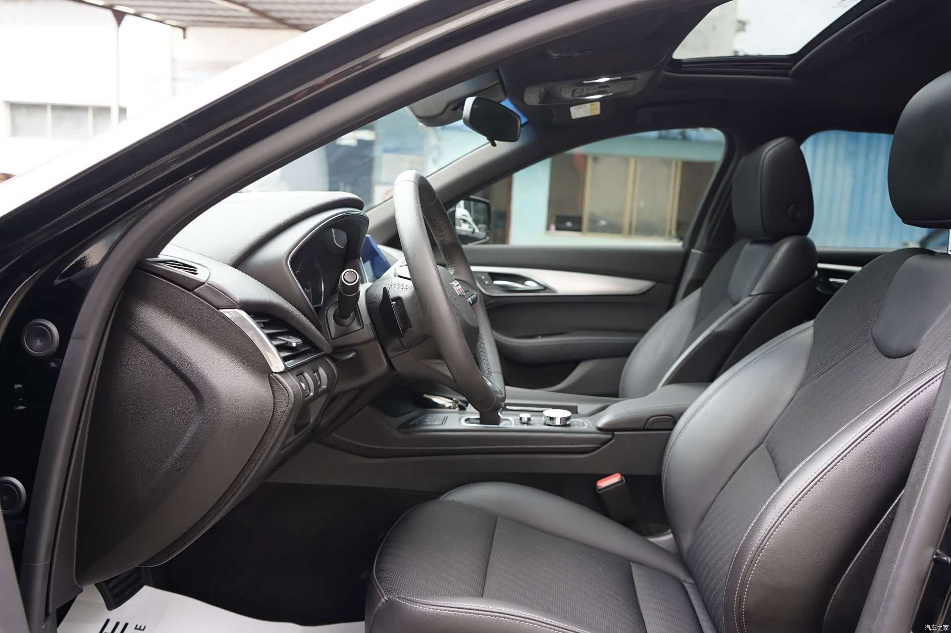 Cadillac CT5, 2022 4
