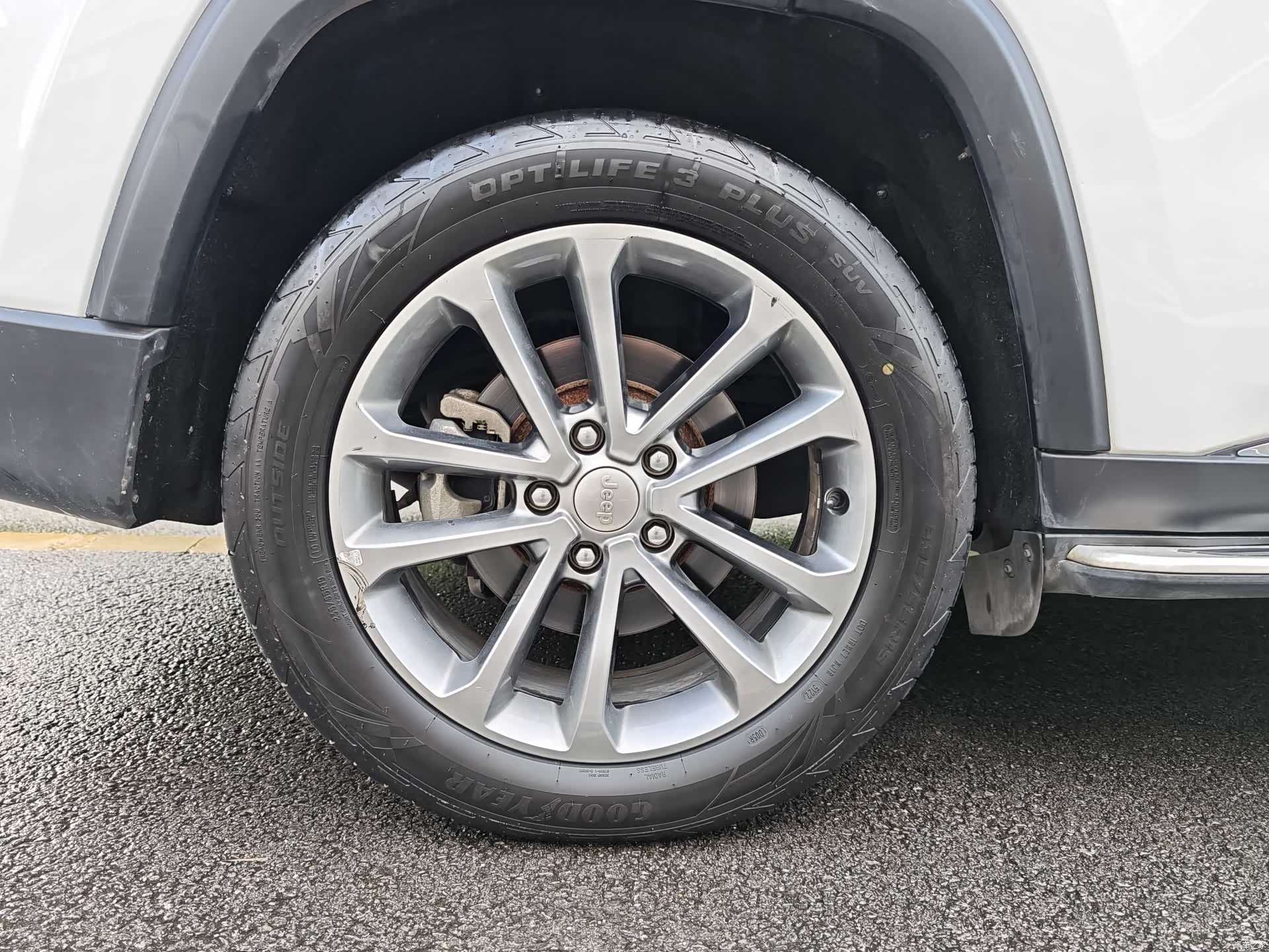 Jeep V, 2019 15