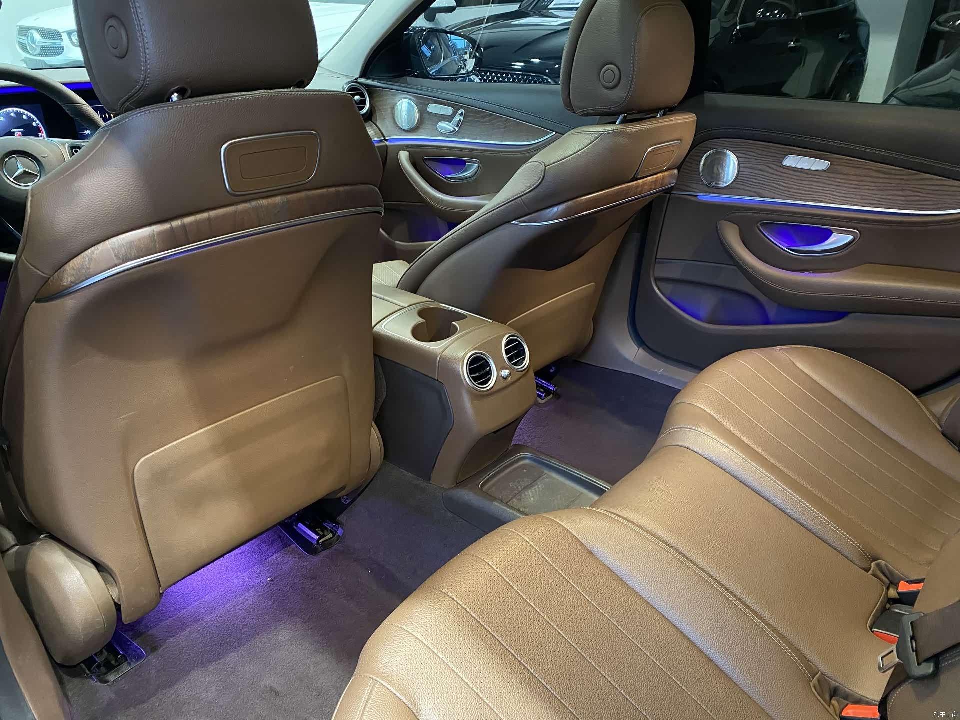 Mercedes-Benz E-Class, 2018 8