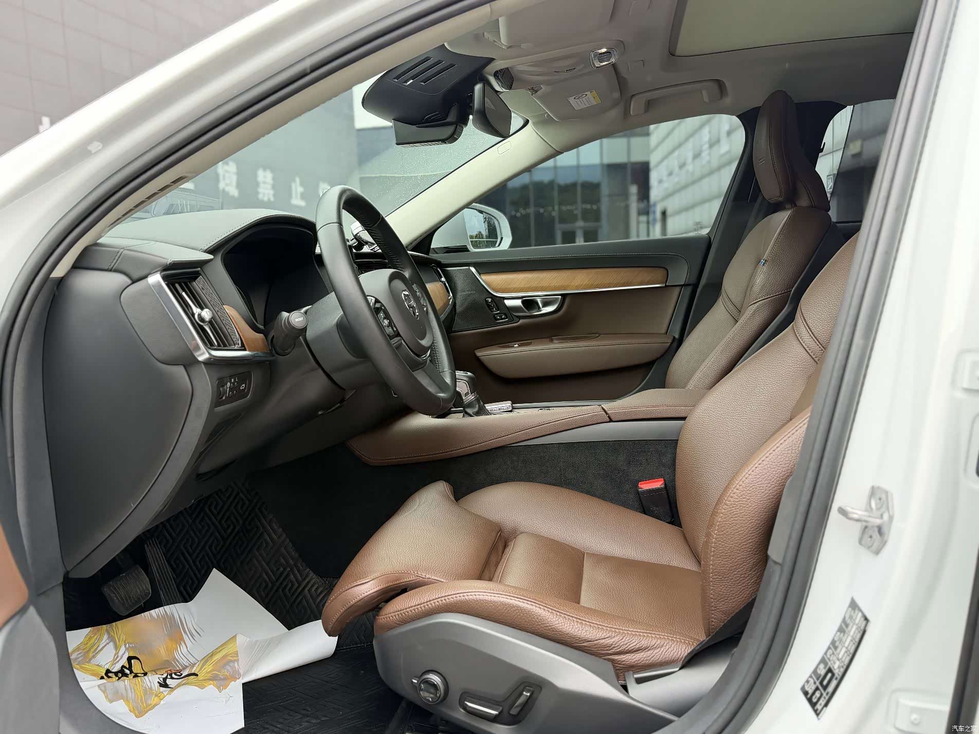 Volvo S90, 2019 4