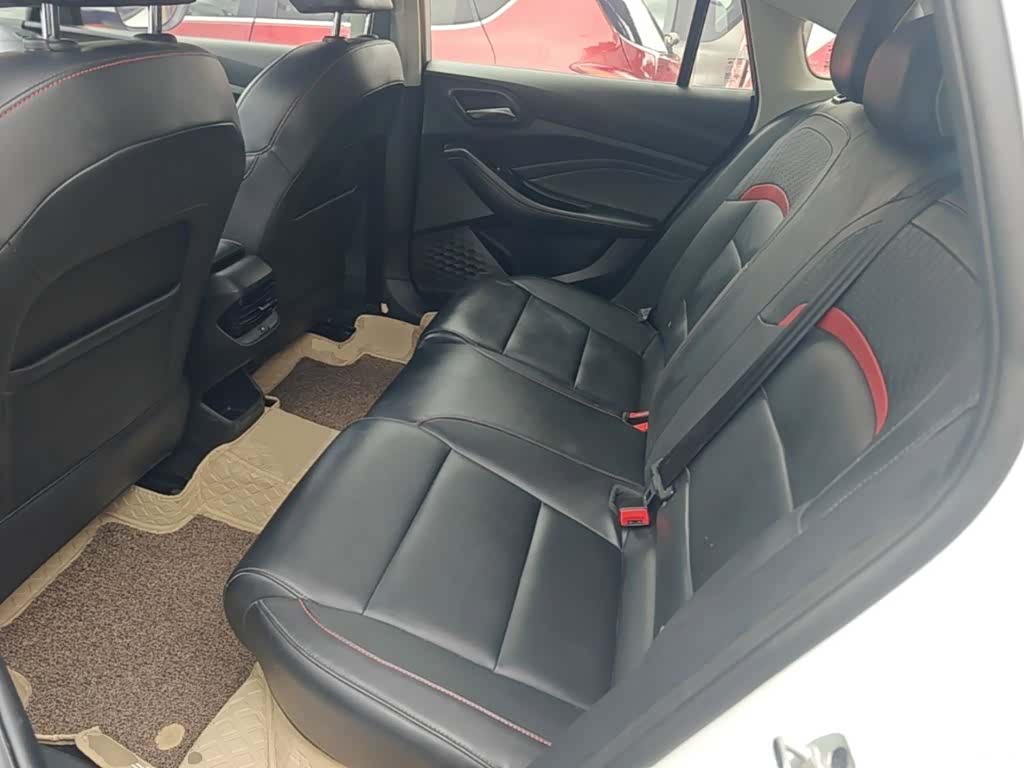 MG MG5, 2021 13