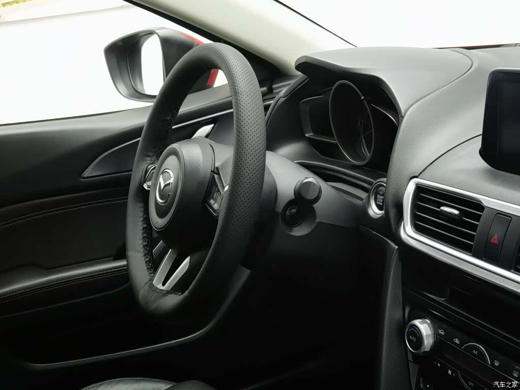 Mazda Mazda3, 2018 22