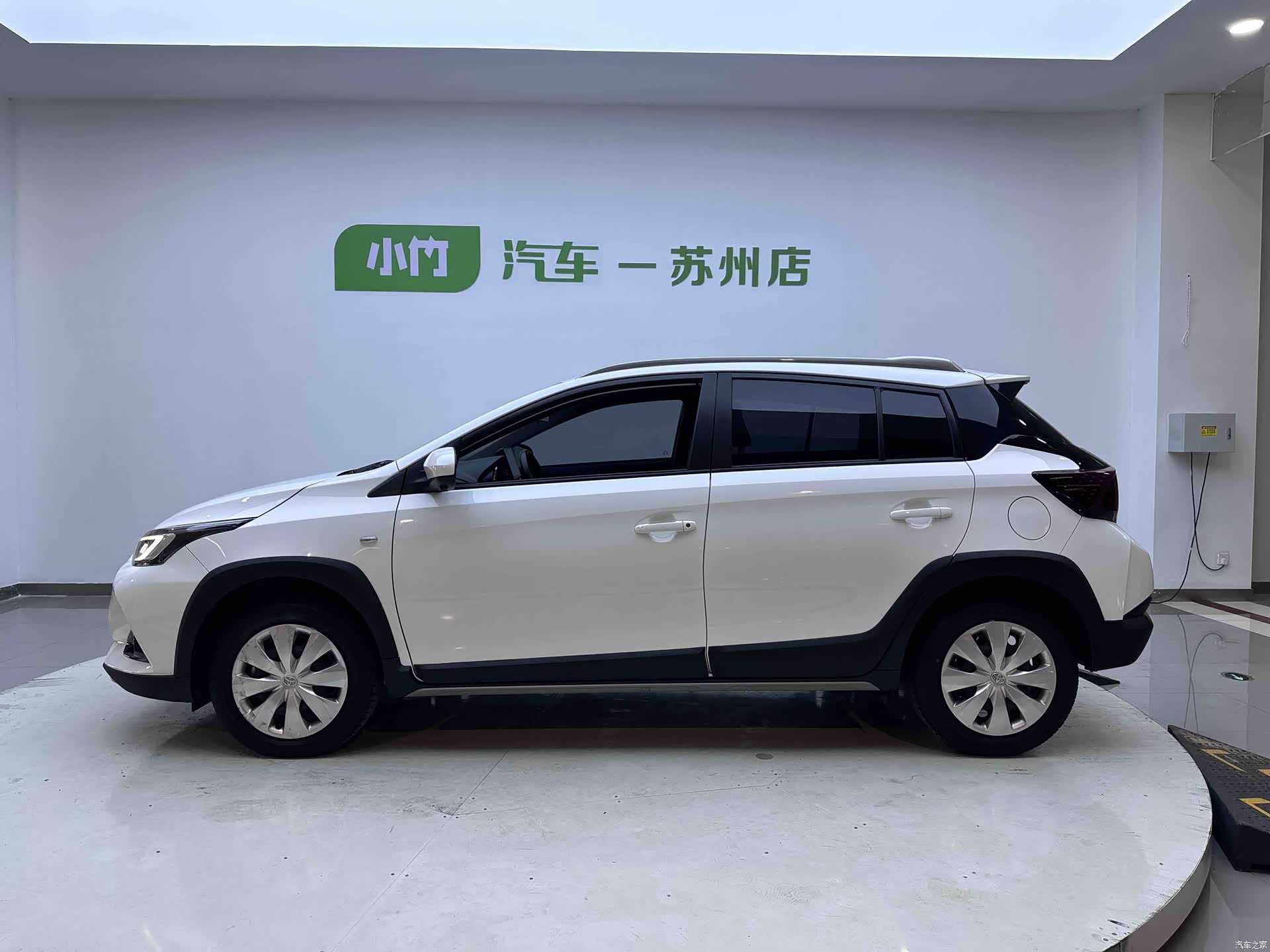 Toyota YARiS L, 2023 8