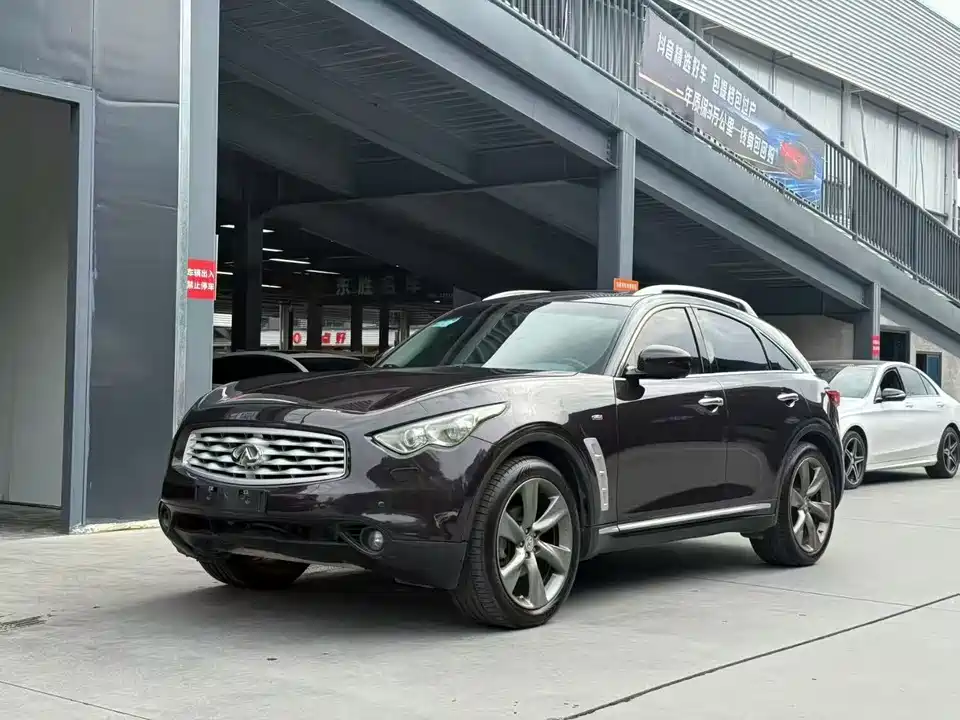 Infiniti FX