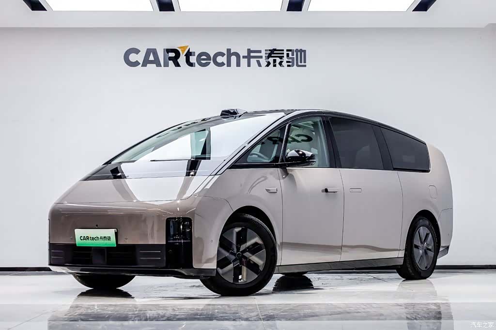 Li Auto MEGA, 2024 1