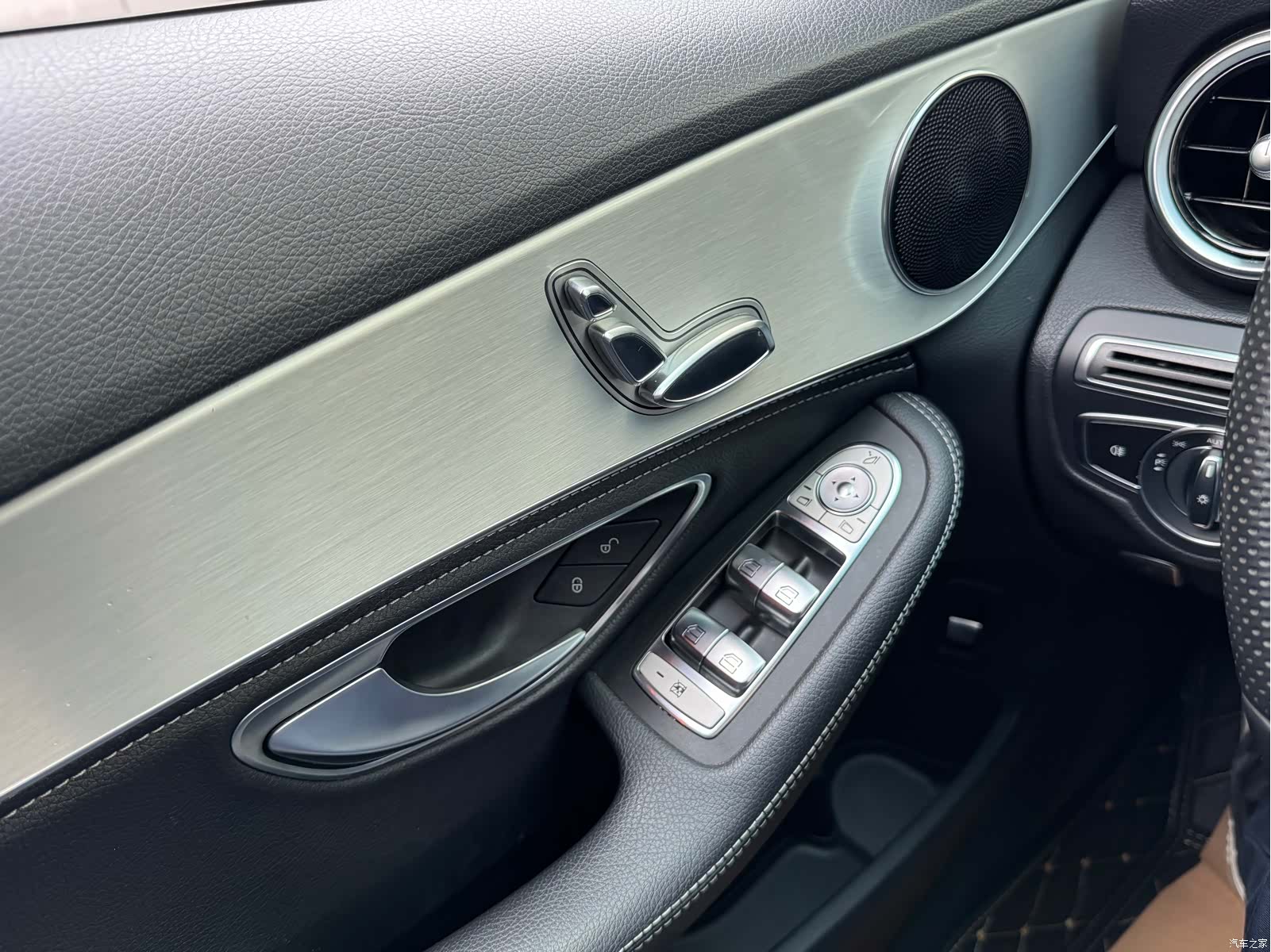 Mercedes-Benz C-Class, 2020 26